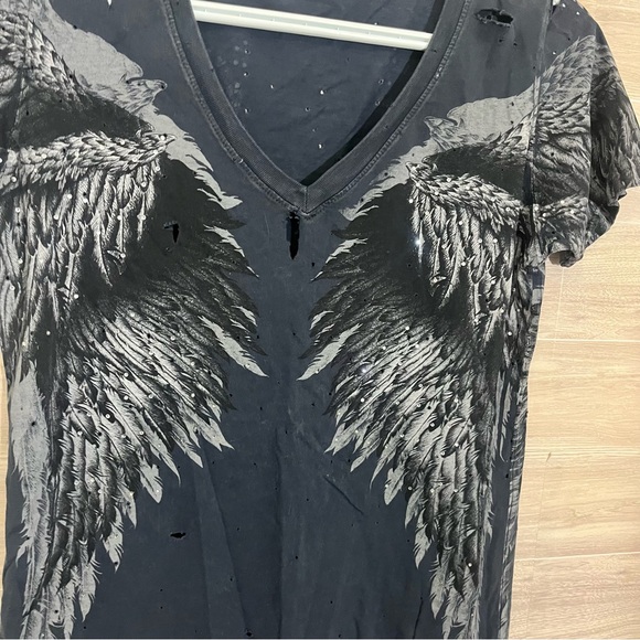 Affliction Women’s Wing Graphic Tee Distressed Angel Wings Rhinestone Shirt Sm - Picture 2 of 6